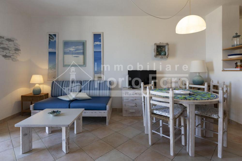 2 Pineta - Ampio Quadrilocale Sulla Spiaggia Di Porto Faro Palau Exteriör bild